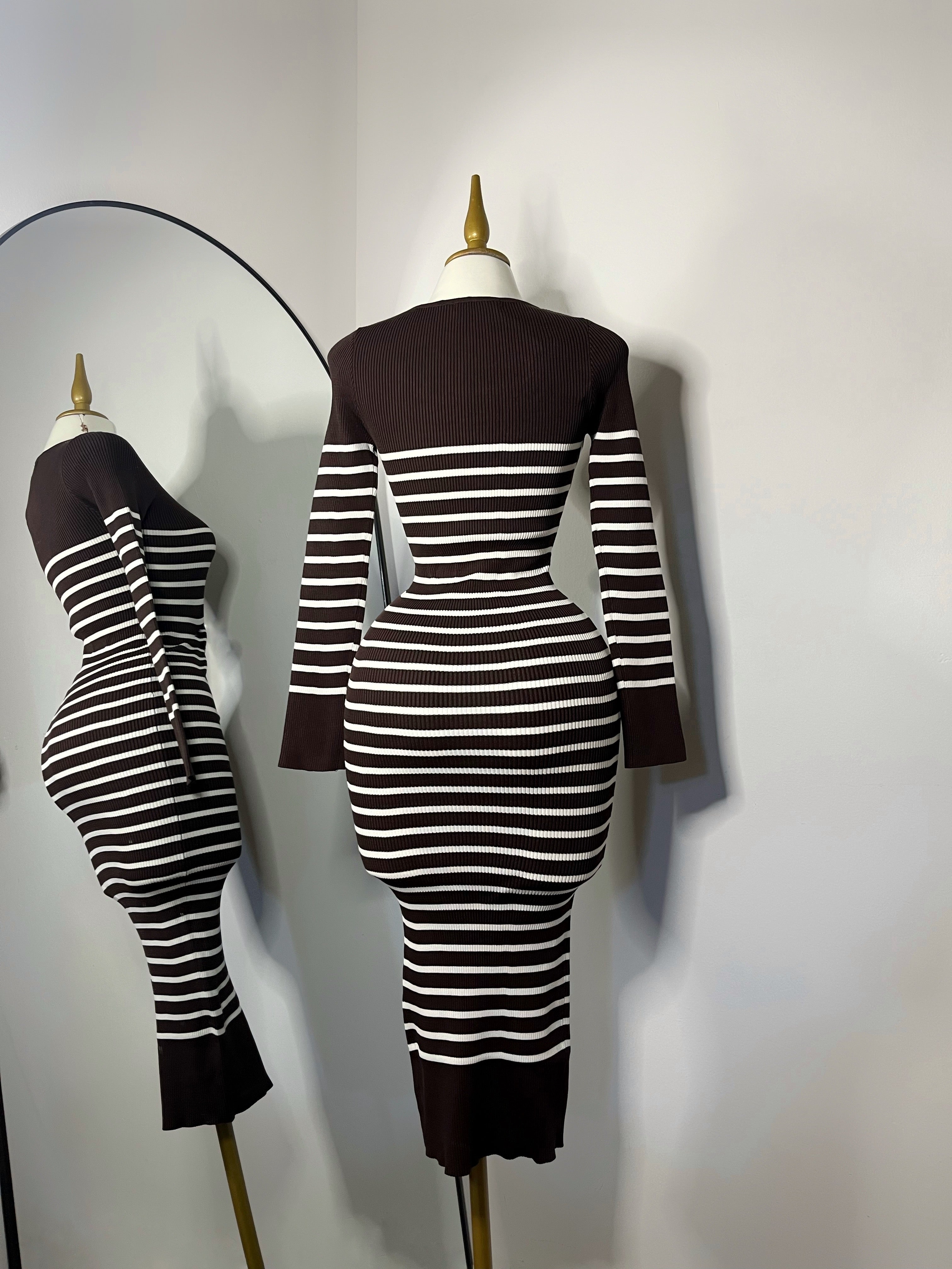 Vestido midi manga larga rayas