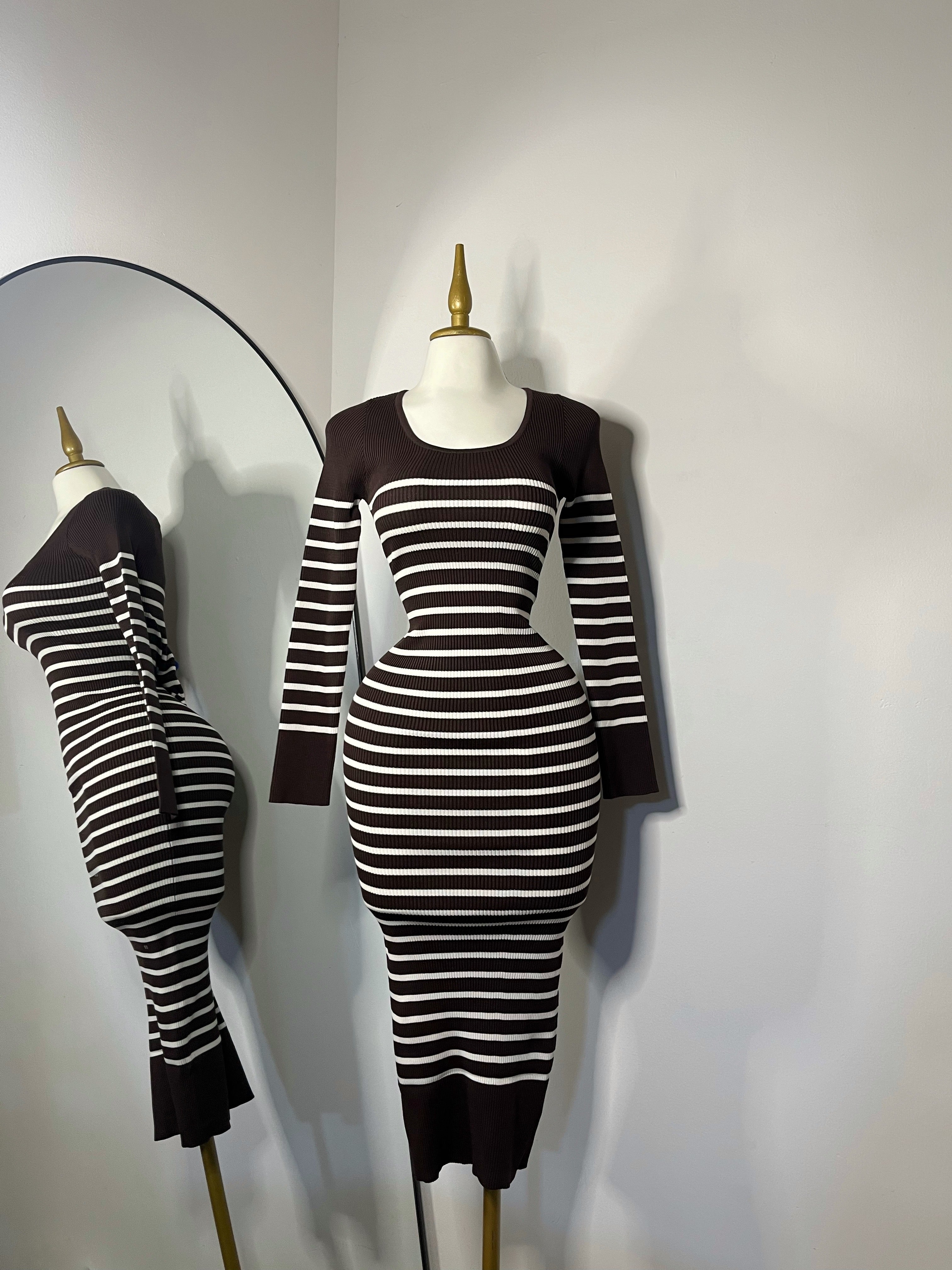 Vestido midi manga larga rayas