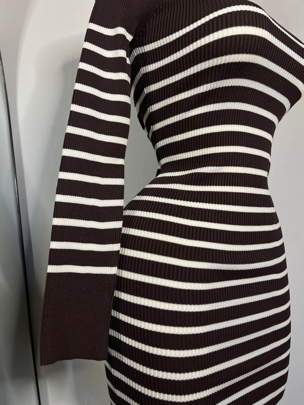 Vestido midi manga larga rayas