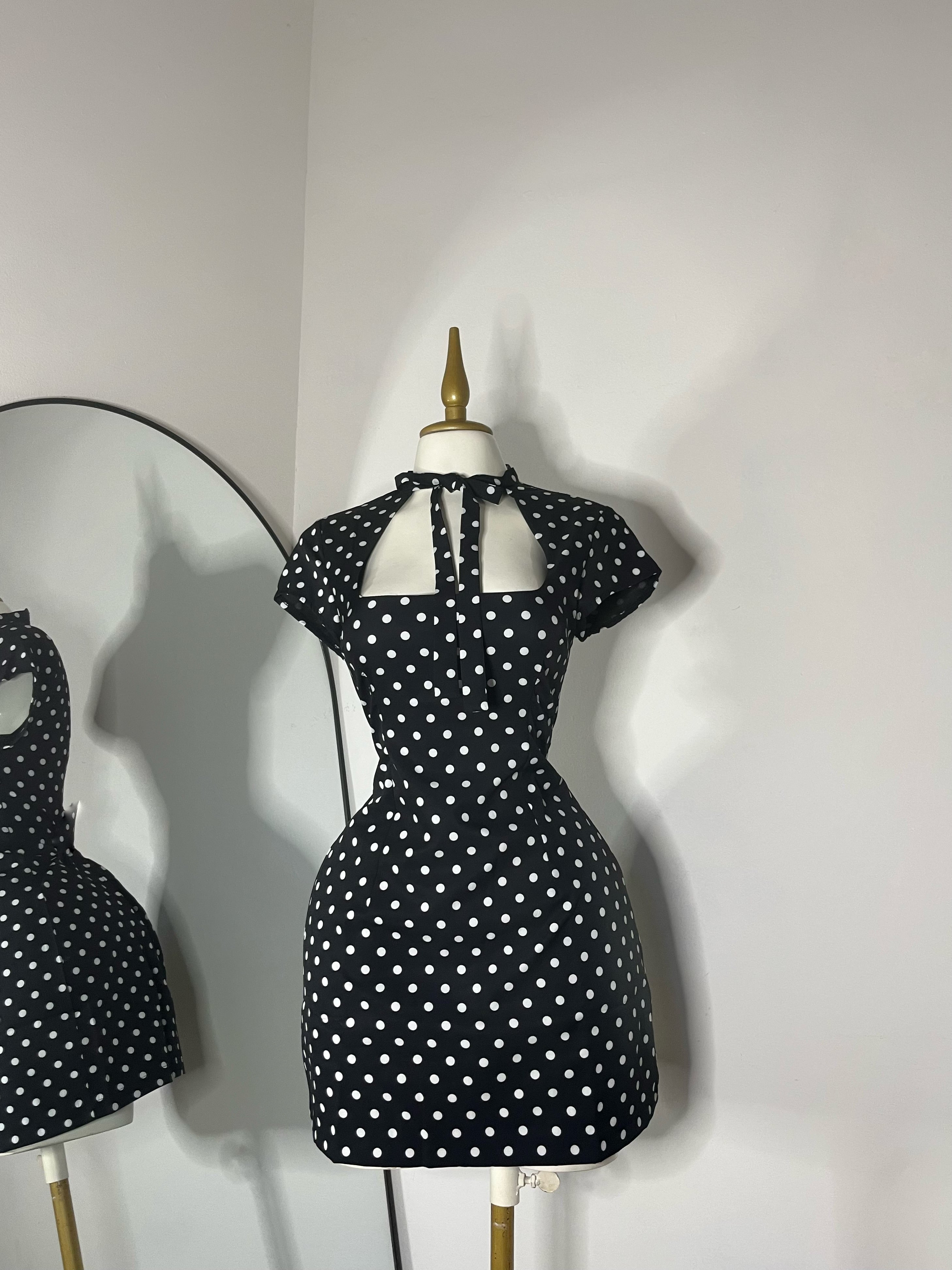 Vestido polka dot negro